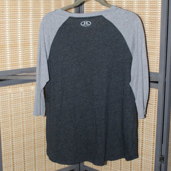 Under Armour Three Quarter Sleeve Charcoal and Heather Gray Baseball Tee - Picture 3 of 4
